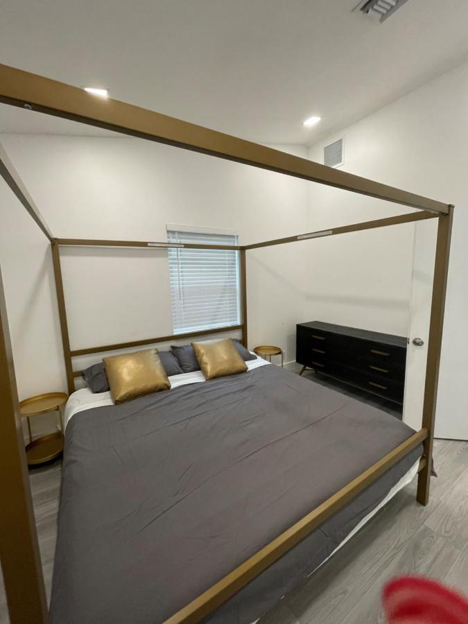 Modern Riverview Apartments 포트 로더데일 외부 사진