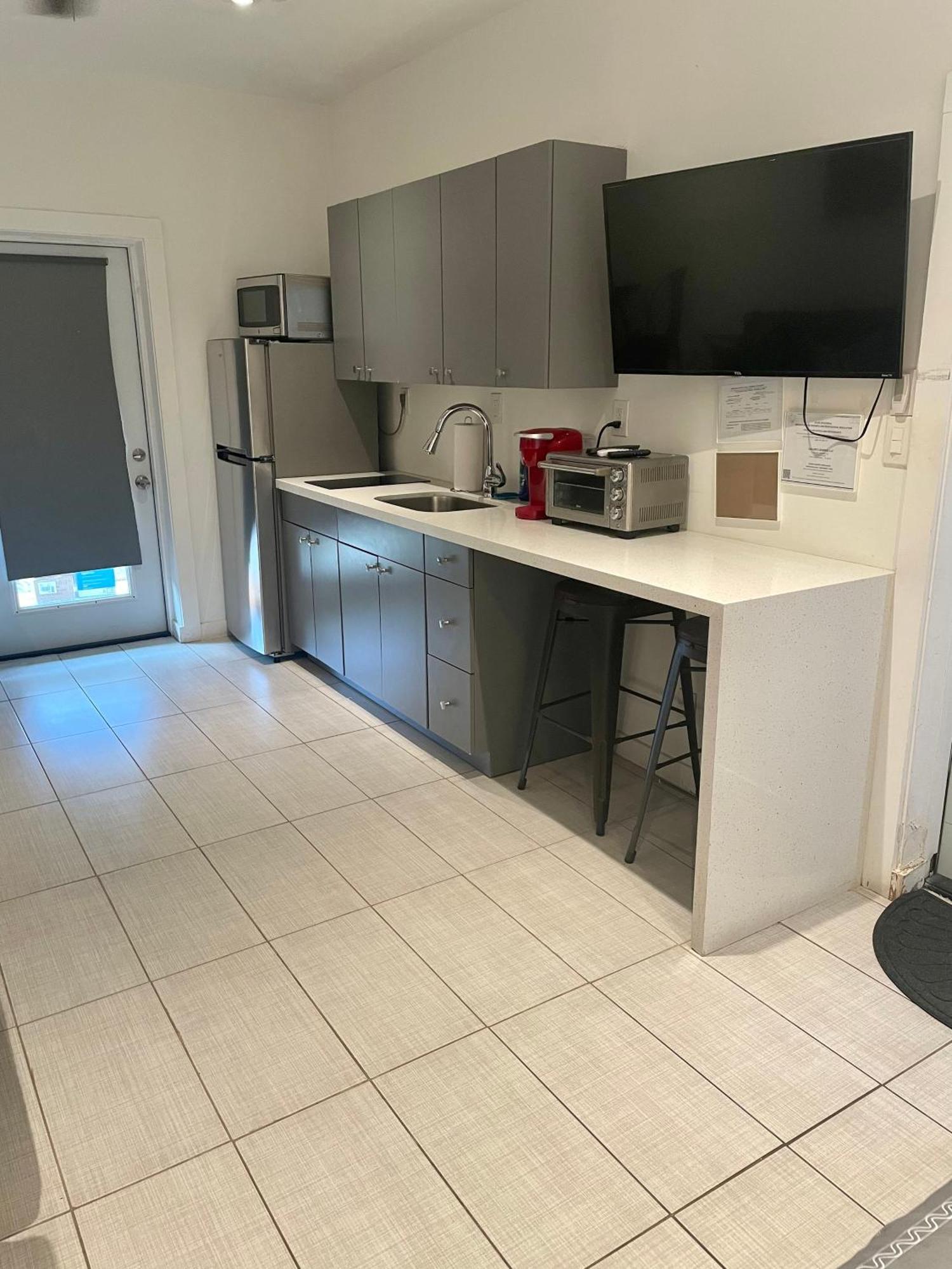 Modern Riverview Apartments 포트 로더데일 외부 사진