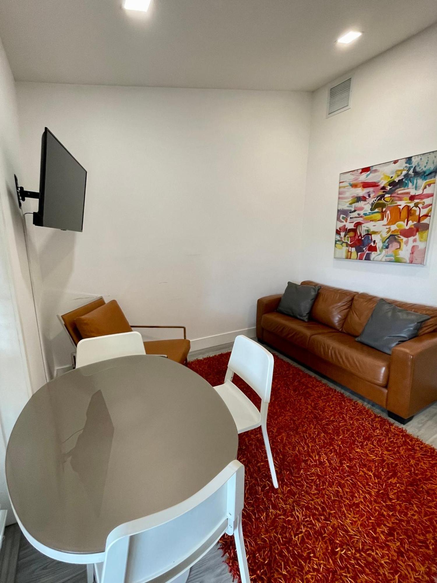 Modern Riverview Apartments 포트 로더데일 외부 사진